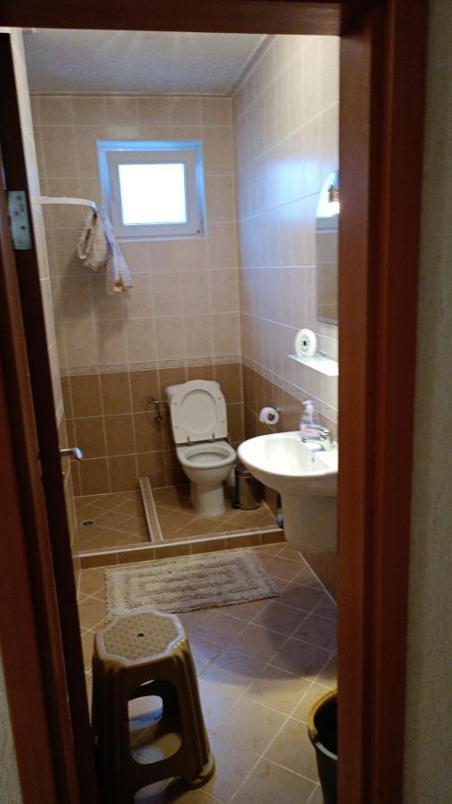 Приятна Къща За Почивка Караколев 1 Villa Obrochishte Eksteriør bilde